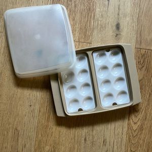 Tupperware Deviled Egg Container